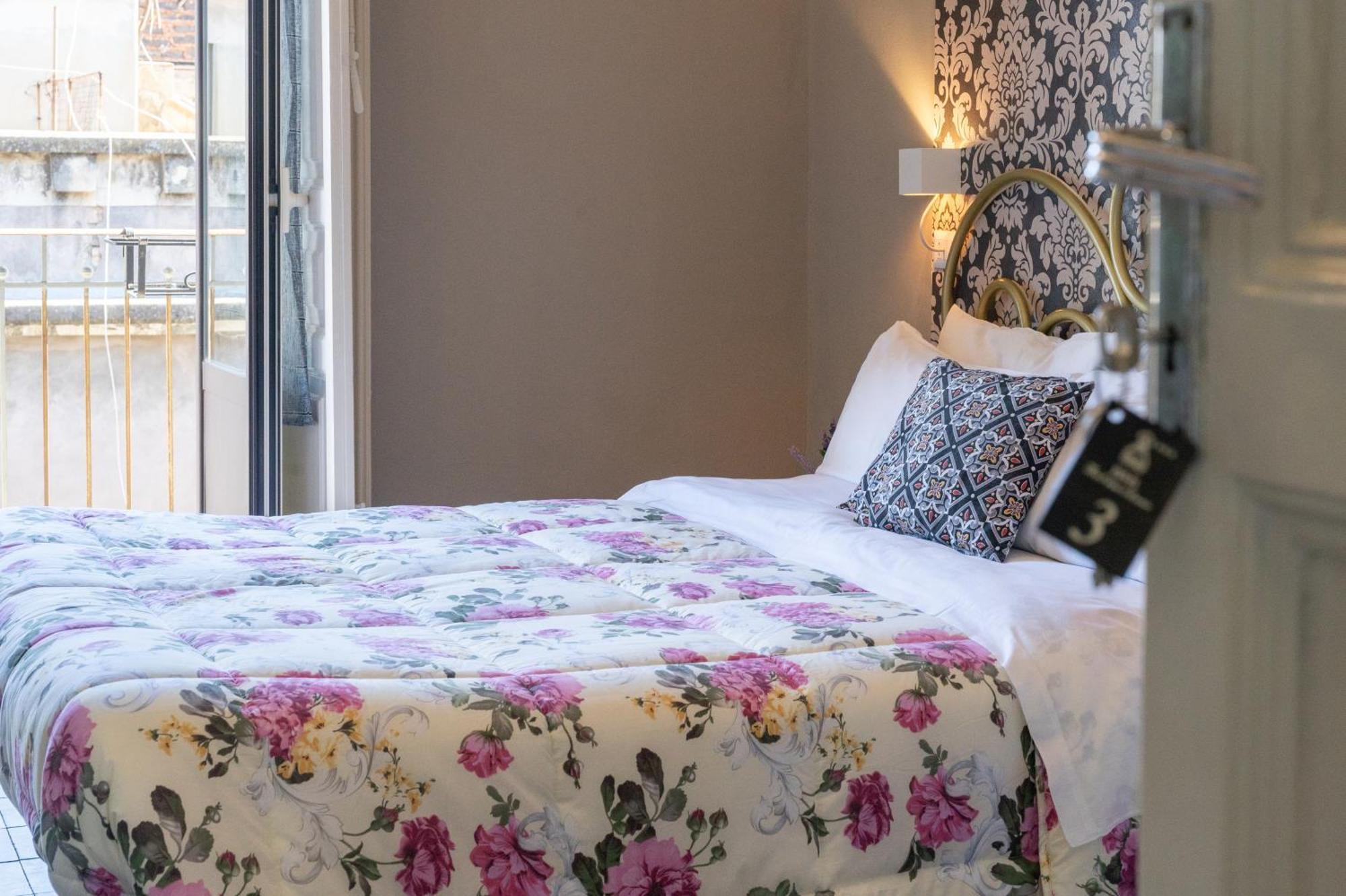Bed & Breakfast Tra L'etna E Il Mare Via Oberdan *