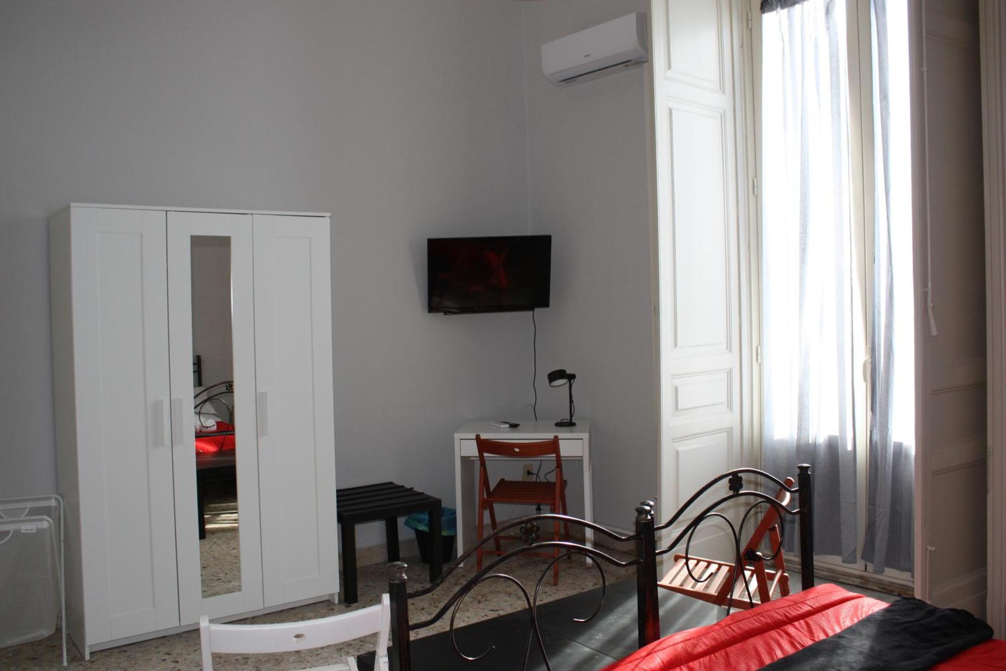 Tra L'etna E Il Mare Via Oberdan Bed & Breakfast